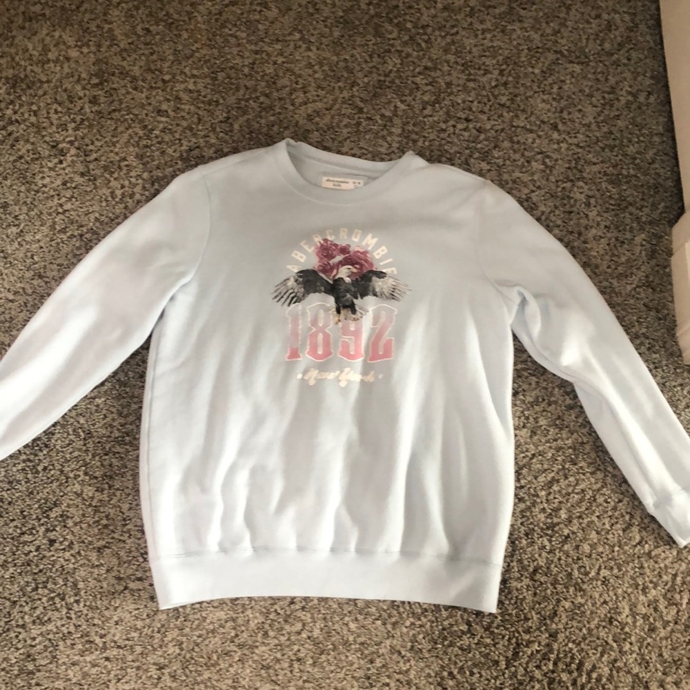 baby blue Abercrombie graphic crewneck.